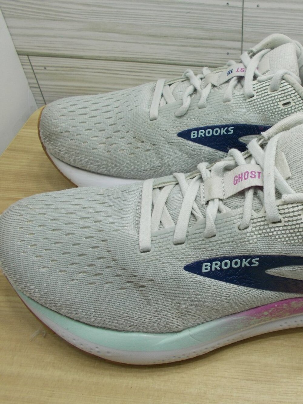 Brooks Ghost 16 1204071B175 Running Shoes Women's 9.5